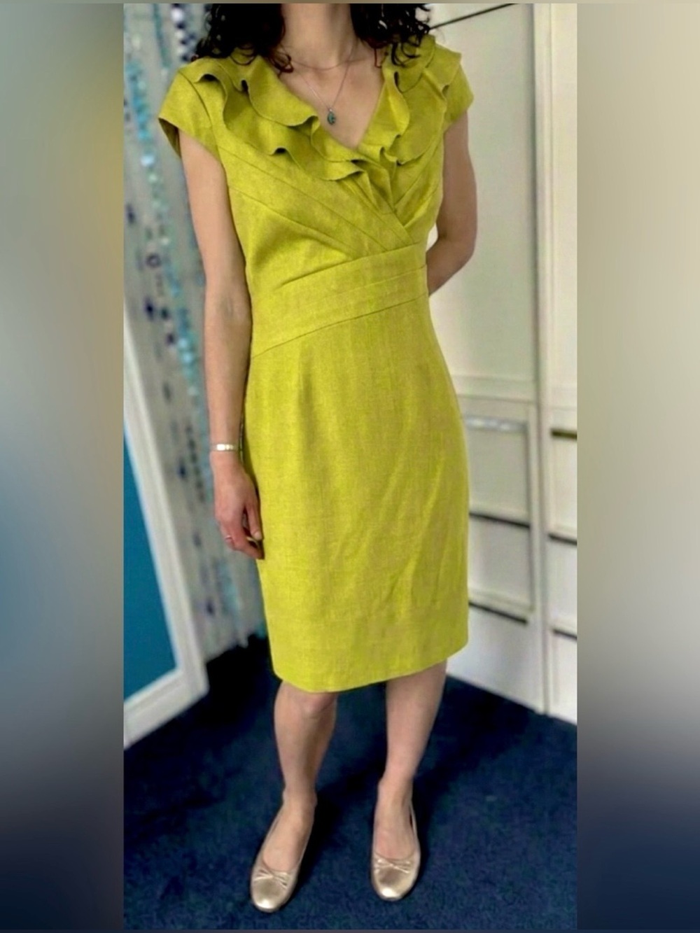 Kay Unger Chartreuse Lime Yellow Occasion Dress • 100% Silk Asymmetric